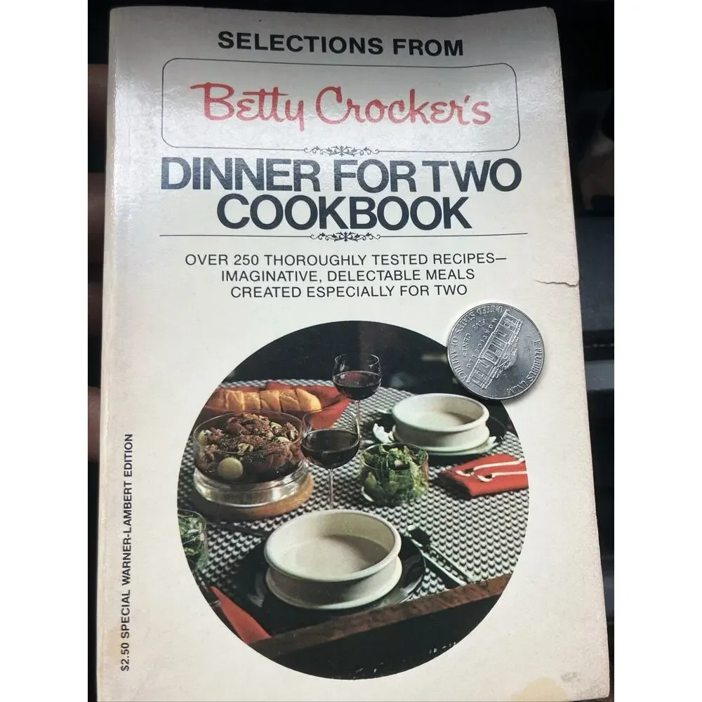 Selections from Betty Crocker's Dinner for Two Cookbook Recipes 1982 Pocket Size